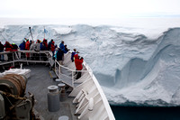 "National Geographic Explorer", "Austfonna Ice Cap", "Hinlopen Strait", Nordaustland, Svalbard, Norway
