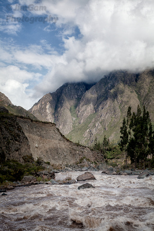 "Aguas Caliente", "Machu Picchu", Peru, "Urubamba River", train